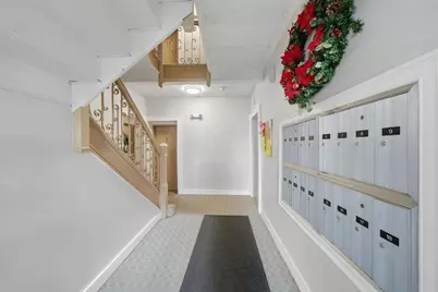 1480 Commonwealth Ave #10, Boston, MA 02135 - Photo 17