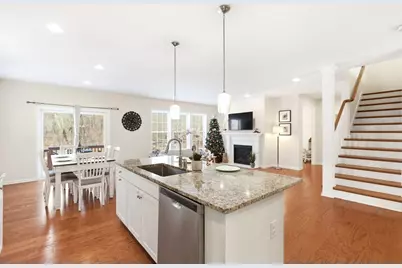 194 Stonehaven Dr, Weymouth, MA 02190 - Photo 5