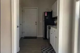 40 Summer, Bridgewater, MA 02324 - Photo 3