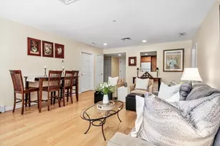 7 Assinippi Ave, Norwell, MA 02061 - Photo 3