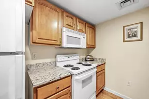 7 Assinippi Ave, Norwell, MA 02061 - Photo 5