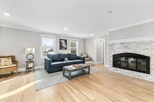 8 Buckman Dr, Winchester, MA 01890 - Photo 3