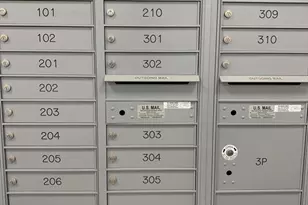 14 Yeamans St, Revere, MA 02151 - Photo 5