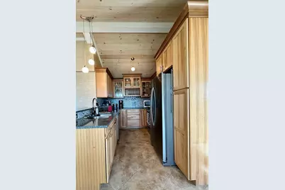 12 Ripley St, Somerset, MA 02725 - Photo 9