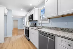 36 Grove St, Hanover, MA 02339 - Photo 5