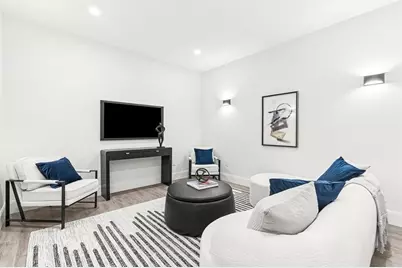 8 Oakdale Ave, Wellesley, MA 02482 - Photo 29