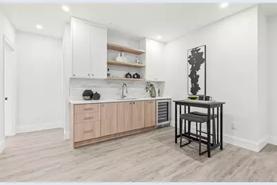 8 Oakdale Ave, Wellesley, MA 02482 - Photo 29