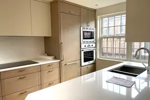 33 Lawrence St, Boston, MA 02116 - Photo 3