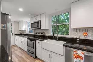 324 Sandwich St, Plymouth, MA 02360 - Photo 9