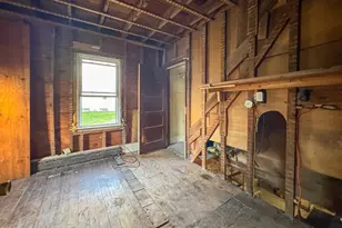 53 Miller St, Middleborough, MA 02346 - Photo 15