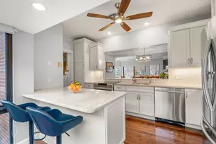 38 Shipway Pl, Boston, MA 02129 - Photo 7