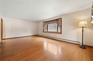 249 W Elm St, Pembroke, MA 02359 - Photo 17