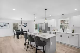 32 Country Ln, Palmer, MA 01069 - Photo 3