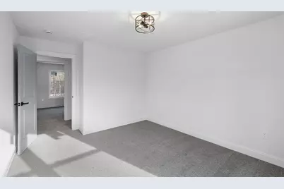 32 Country Ln, Palmer, MA 01069 - Photo 17