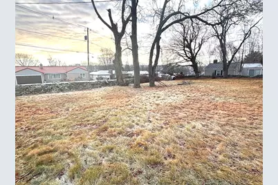 159 Brayton Ave, Somerset, MA 02725 - Photo 3