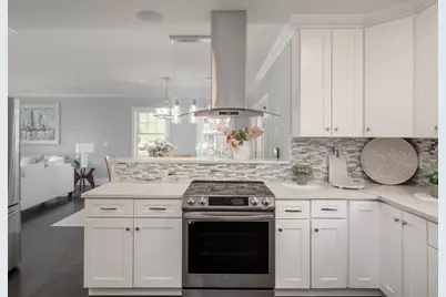 472-474 Hyde Park Ave #472, Boston, MA 02131 - Photo 7