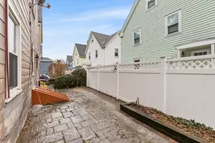 25 Blanche St, Boston, MA 02122 - Photo 23