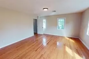 8 Brandley, Watertown, MA 02472 - Photo 11