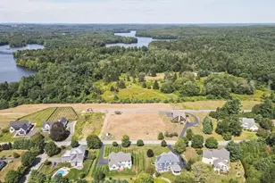 26D Meadow Ln, Southborough, MA 01772 - Photo 17