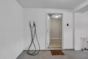 12 Murray Ave, Burlington, MA 01803 - Photo 31