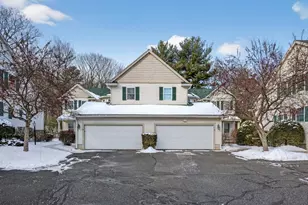 19 Village Cir, Milford, MA 01757 - Photo 33