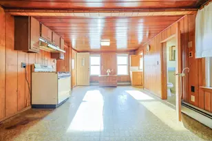 75 Ottawa St, Attleboro, MA 02703 - Photo 9