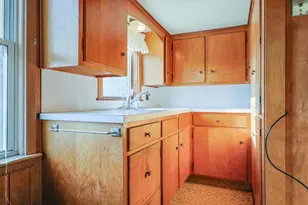 75 Ottawa St, Attleboro, MA 02703 - Photo 7