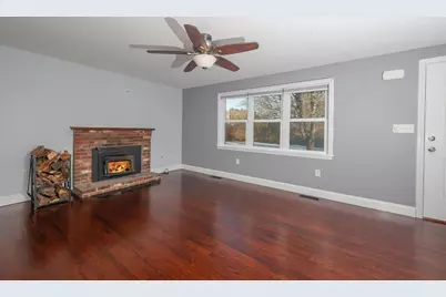 345 Cross St, Bridgewater, MA 02324 - Photo 7