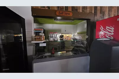 193 Fairview Ave, Chicopee, MA 01013 - Photo 7