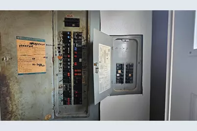 193 Fairview Ave, Chicopee, MA 01013 - Photo 15