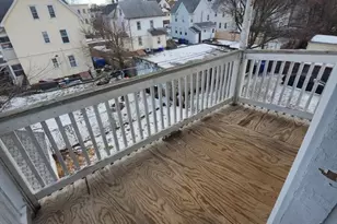 723 Carew St, Springfield, MA 01104 - Photo 15