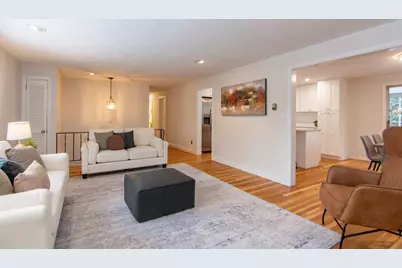 327 Singletary Ln, Framingham, MA 01702 - Photo 5