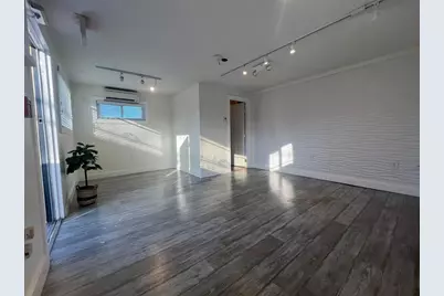 379 Sconticut Neck Rd, Fairhaven, MA 02719 - Photo 7