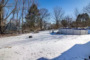 3 6th Ave, Dudley, MA 01571 - Photo 37