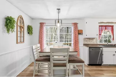 87 Tanglewood Dr, Attleboro, MA 02703 - Photo 11