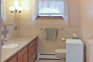 125 George St, Somerset, MA 02726 - Photo 9