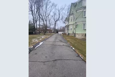 300 Read St, Somerset, MA 02726 - Photo 7