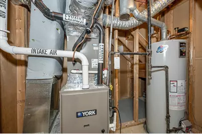 241 Broadway Rd Unit 50 #50, Dracut, MA 01826 - Photo 33