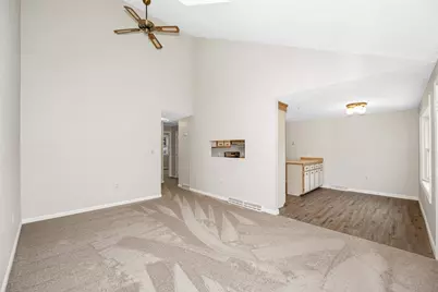 241 Broadway Rd Unit 50 #50, Dracut, MA 01826 - Photo 5