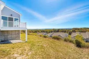 22 Horizon Dr, Millbury, MA 01527 - Photo 39