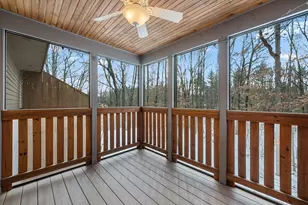 99 Cortland Cir, Leominster, MA 01453 - Photo 11