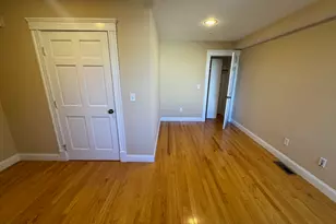 10 Sherman Ct, Somerville, MA 02145 - Photo 15