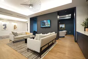 289 Walk Hill Rd, Boston, MA 02131 - Photo 5