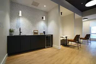 289 Walk Hill Rd, Boston, MA 02131 - Photo 15