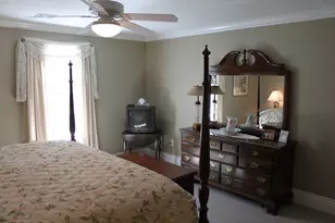 136 Pinewood Dr, Gardner, MA 01440 - Photo 9