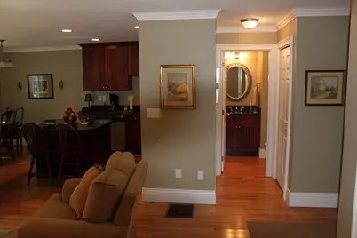 136 Pinewood Dr #8-A, Gardner, MA 01440 - Photo 5