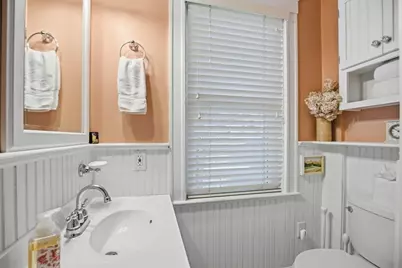 1 Beacon St, Newburyport, MA 01950 - Photo 23