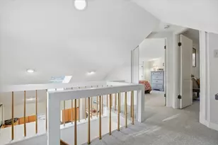 1 Beacon St, Newburyport, MA 01950 - Photo 25