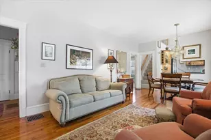 1 Beacon St, Newburyport, MA 01950 - Photo 11