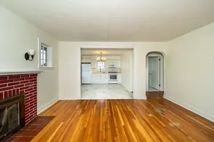 804 County St, Somerset, MA 02726 - Photo 13